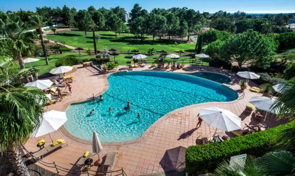 7 - Pool area